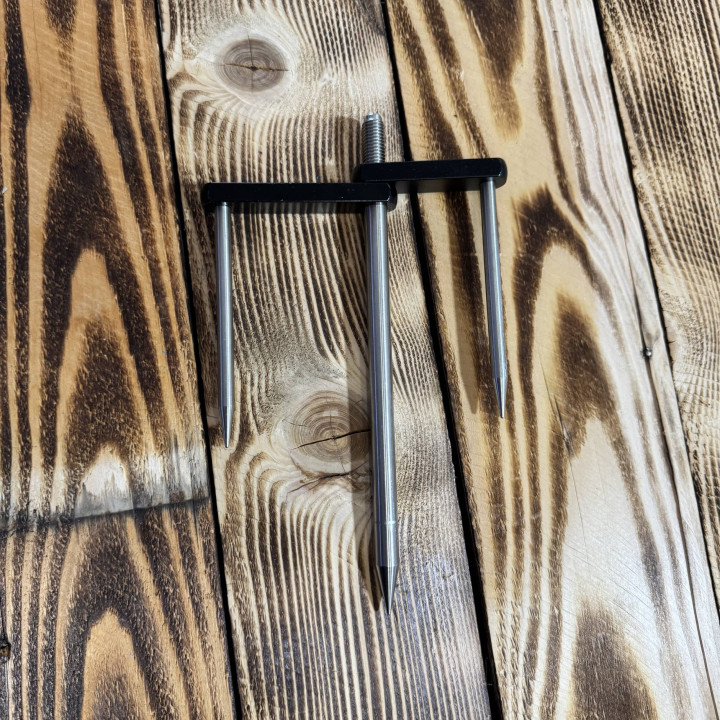 Подставка Herabuna Fishing с миской с креплением садка