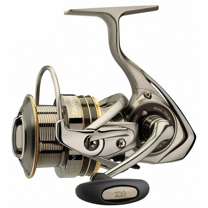 Котушка DAIWA 12 Luvias 2004